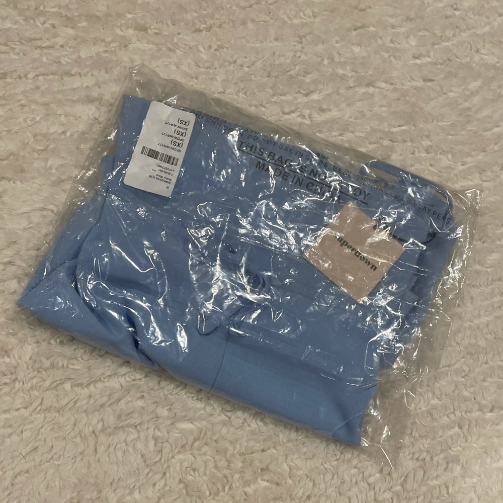 Camari Cowl Neck Romper in Baby Blue
superdown - Picture 4 of 8